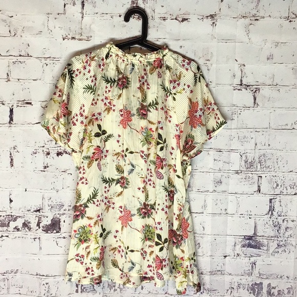 NWT Lane Bryant Cream with Floral Design Blouse - Picture 9 of 9